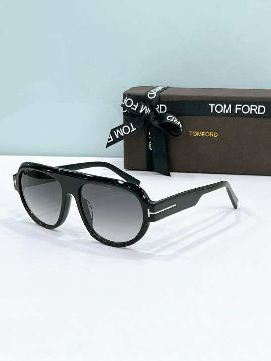 Picture of Tom Ford Sunglasses _SKUfw79278188fw